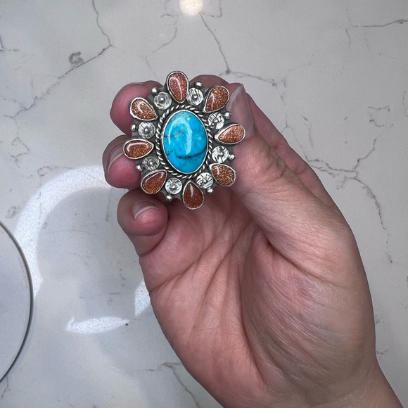 Size 10 Memento Metal flower ring - Picture 5 of 6